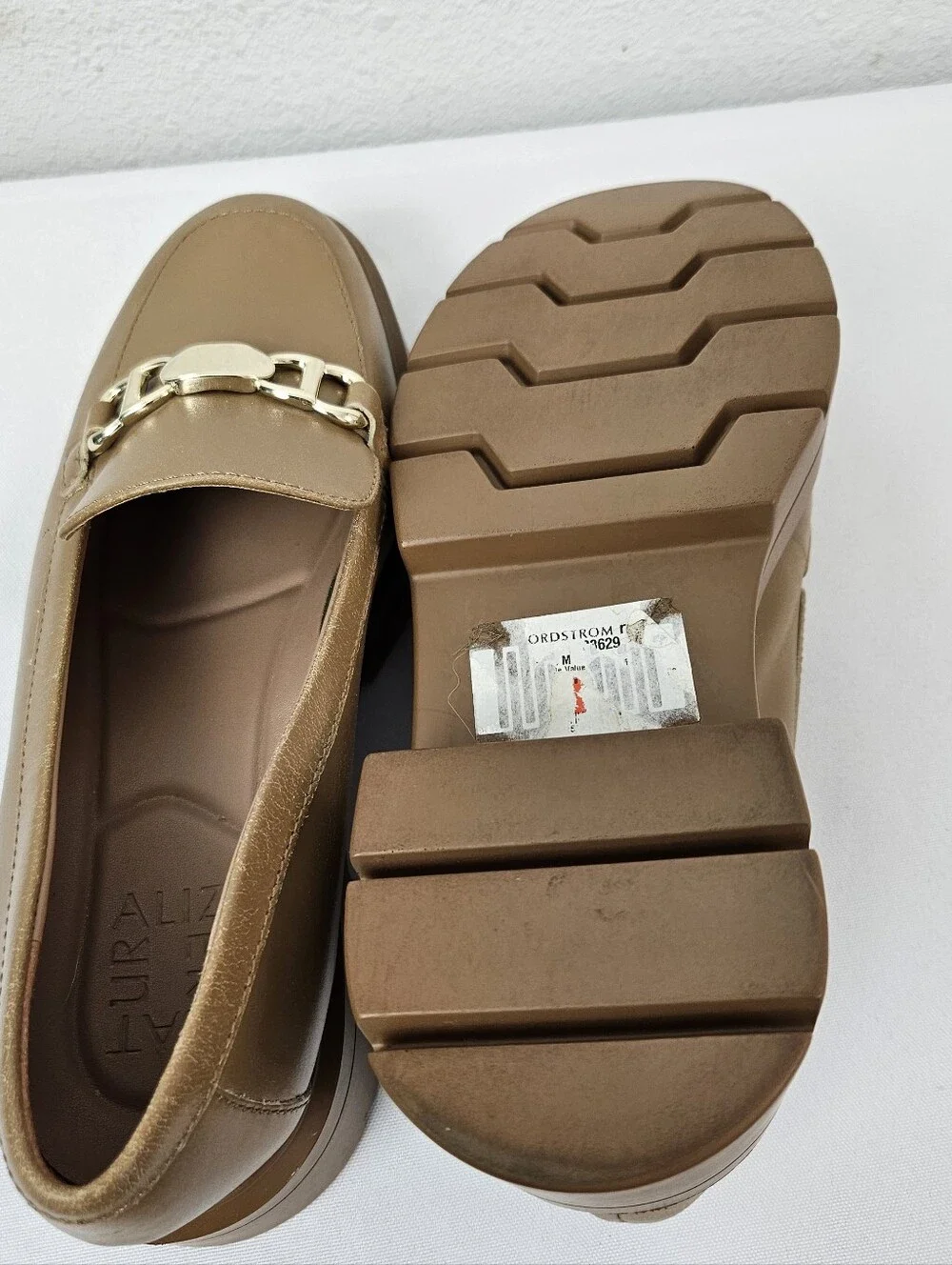 Naturalizer Women's Nina Lug Loafer  Tan Leather 7.5M